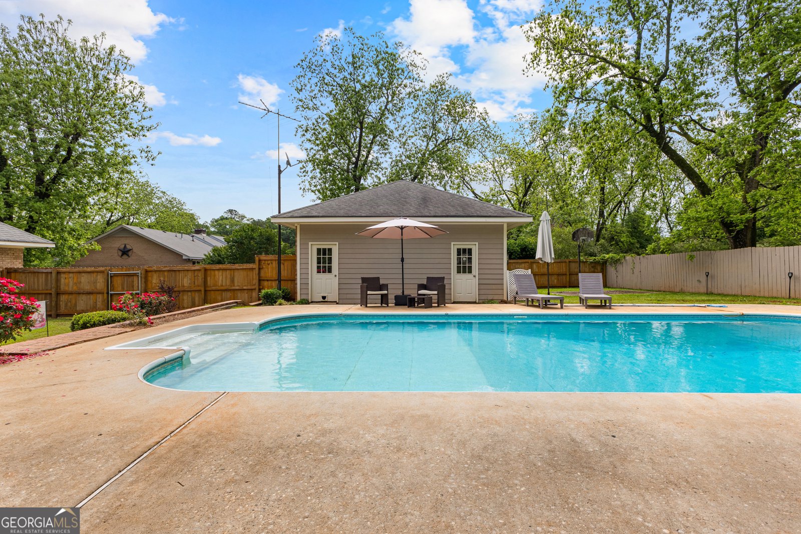 109 Maple Drive Barnesville - 2