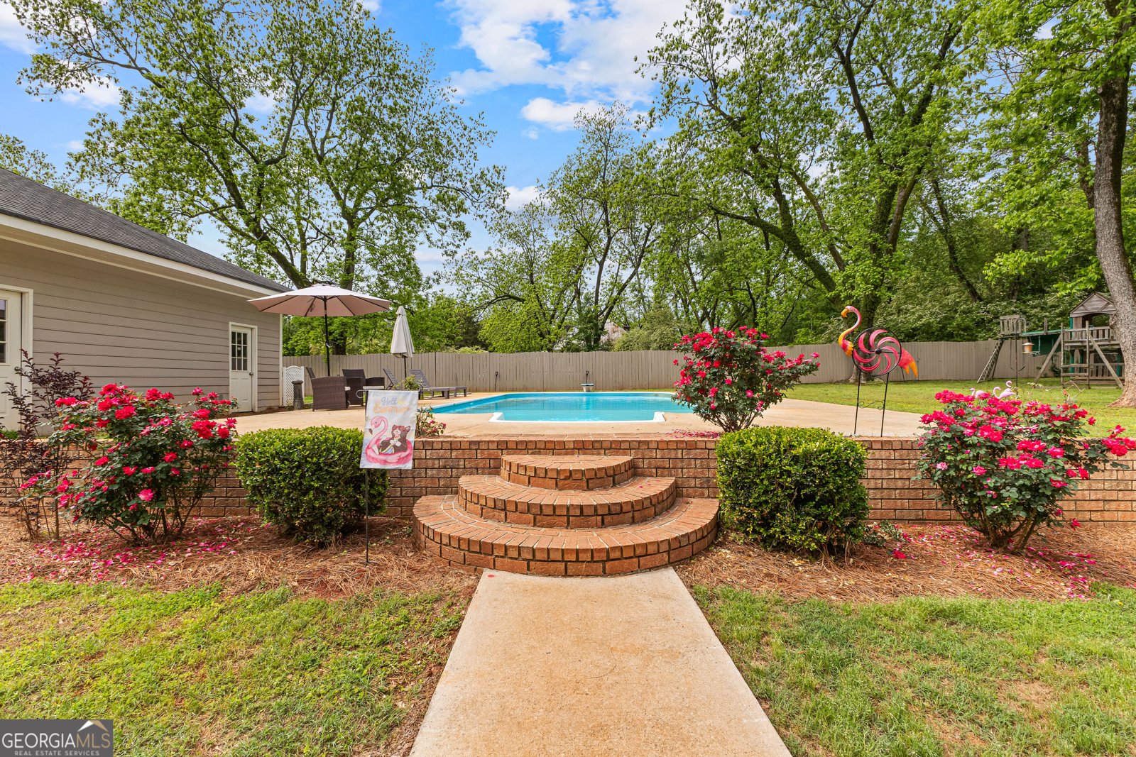 109 Maple Drive Barnesville - 39