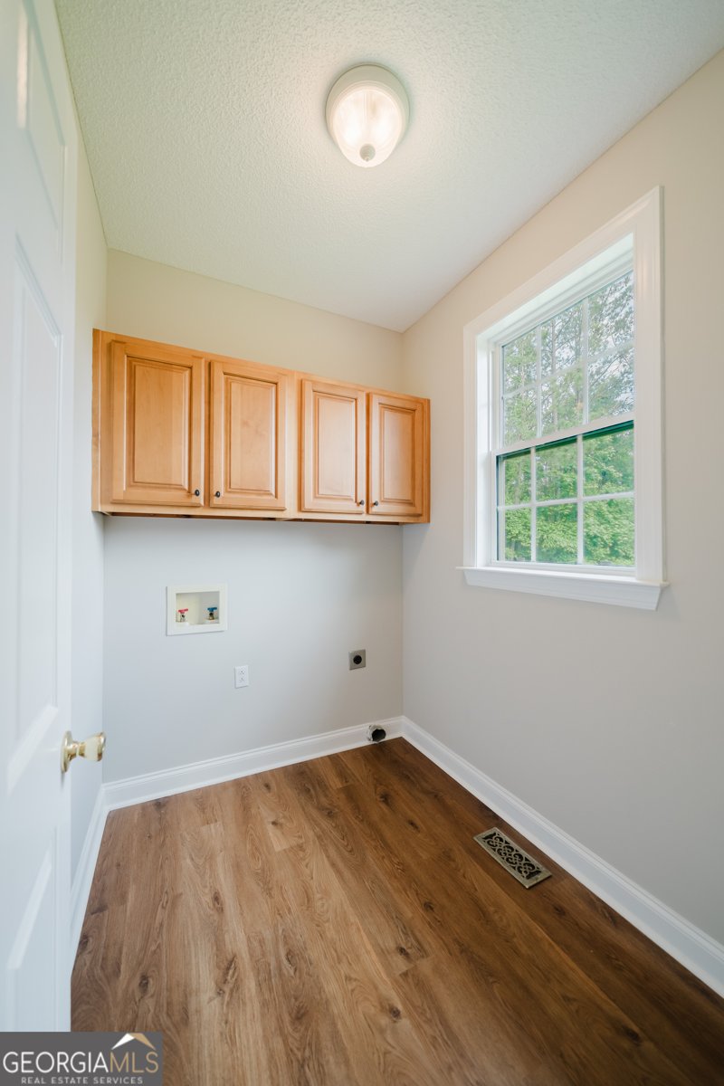 98 Head Road Juliette - 17