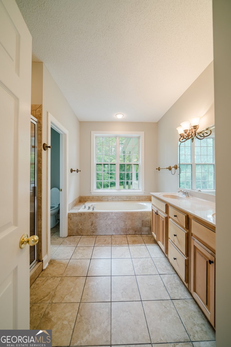 98 Head Road Juliette - 25