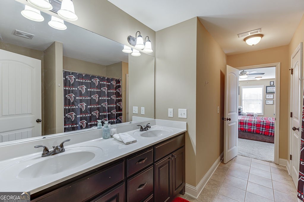 2225 Independence Lane Buford - 32