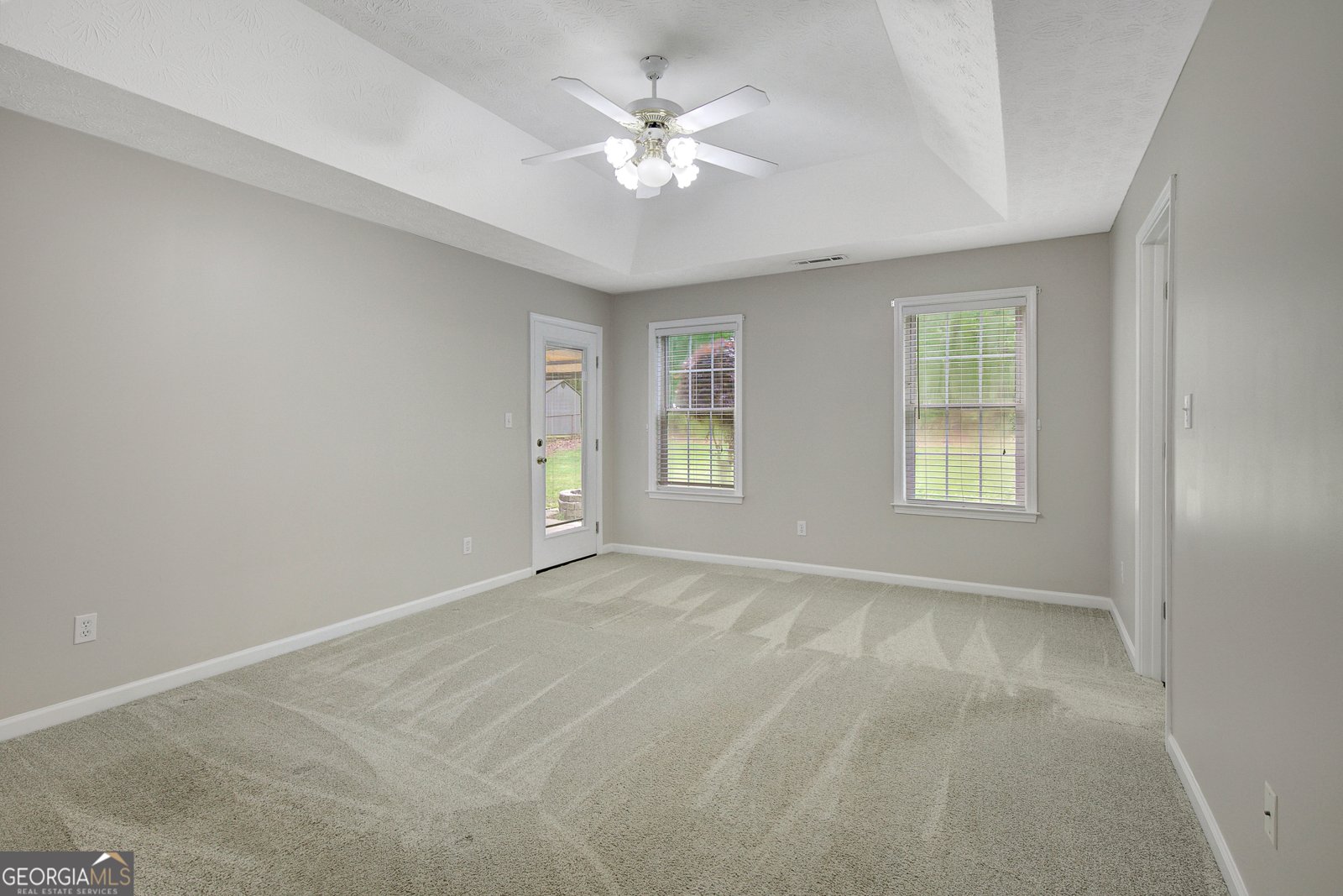 35 Wenham Lane Sharpsburg - 16