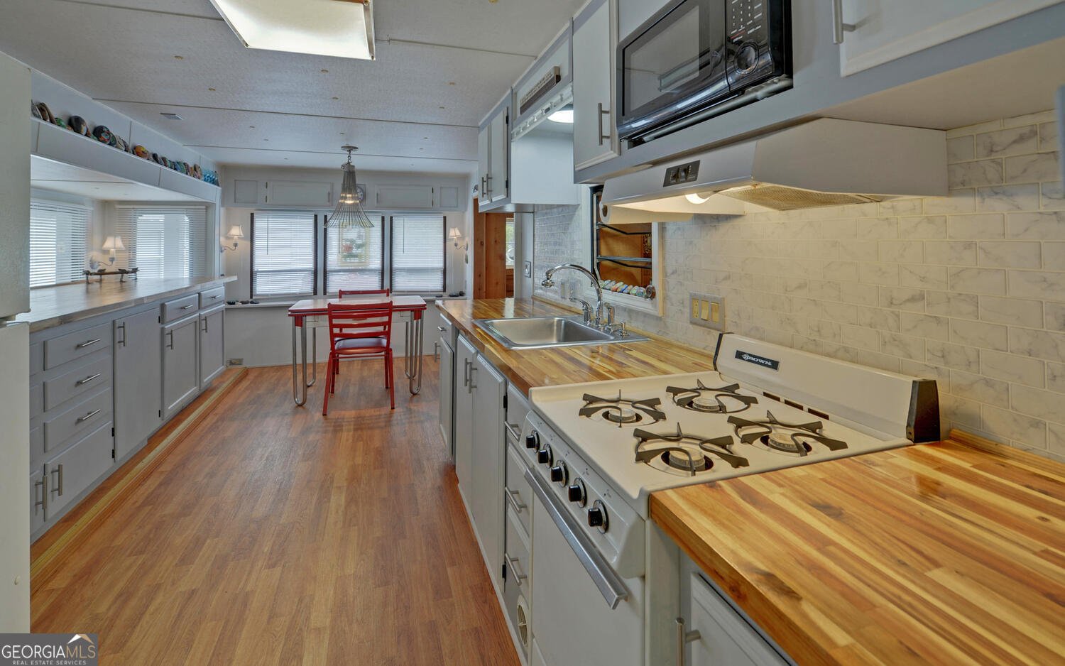 76 Periwinkle Lane Cleveland - 22