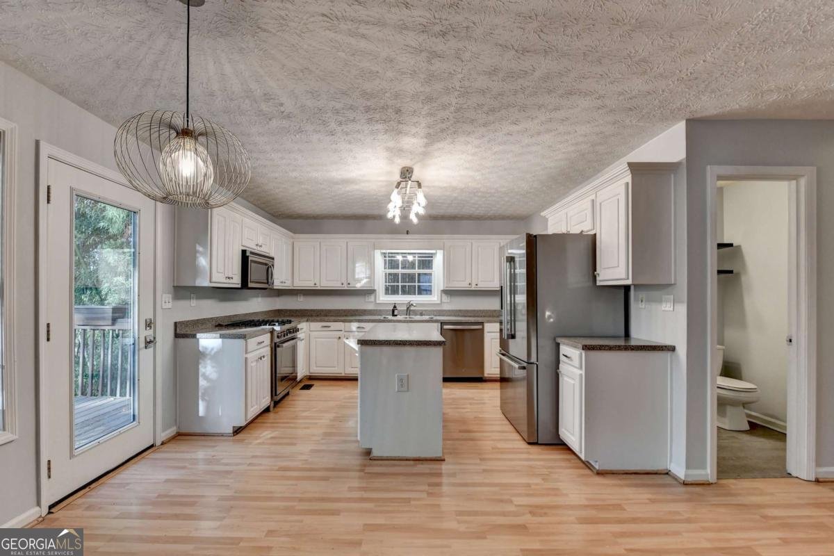 1635 Rushing River Way Suwanee - 6