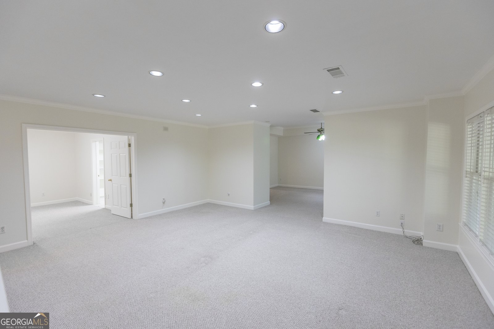5685 COMMONS Lane Alpharetta - 40