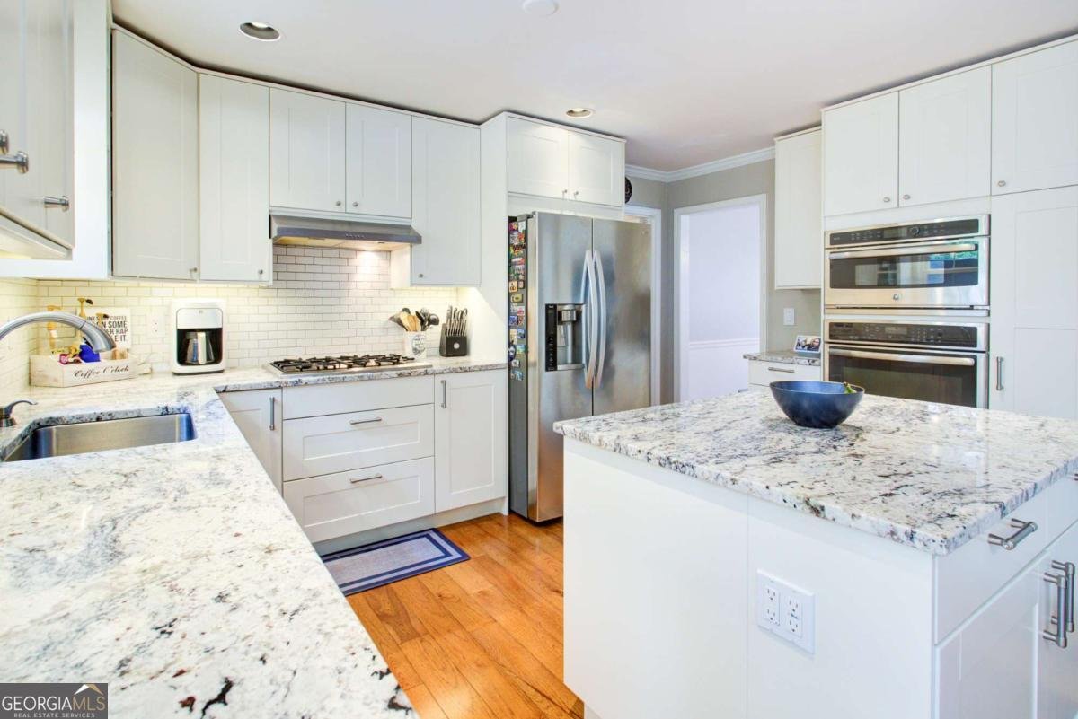 1812 Riverton Drive Suwanee - 16