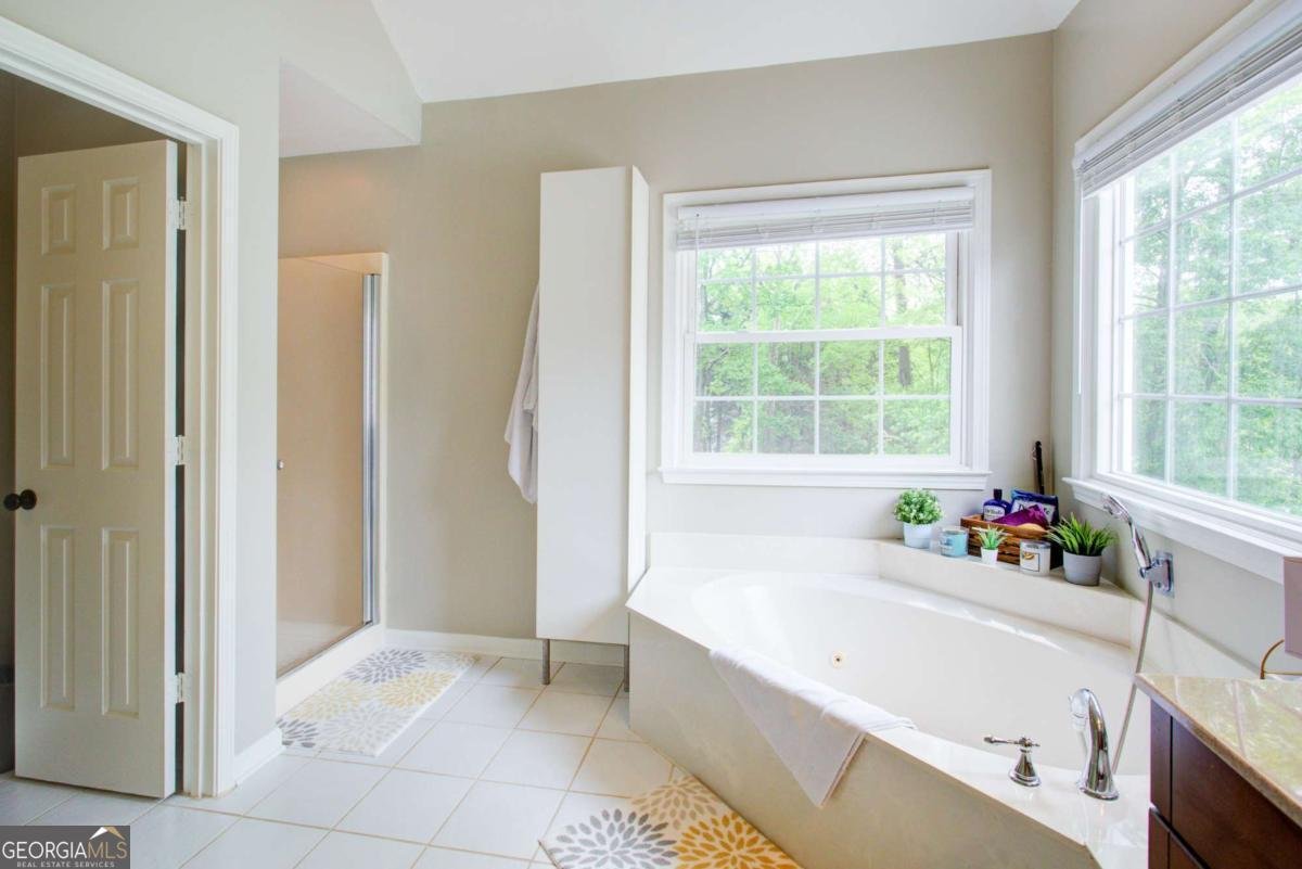 1812 Riverton Drive Suwanee - 28