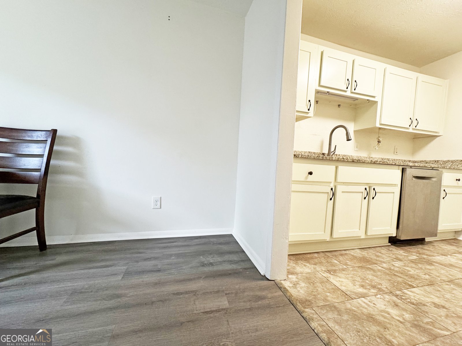 1812 Ashborough Circle Marietta - 8