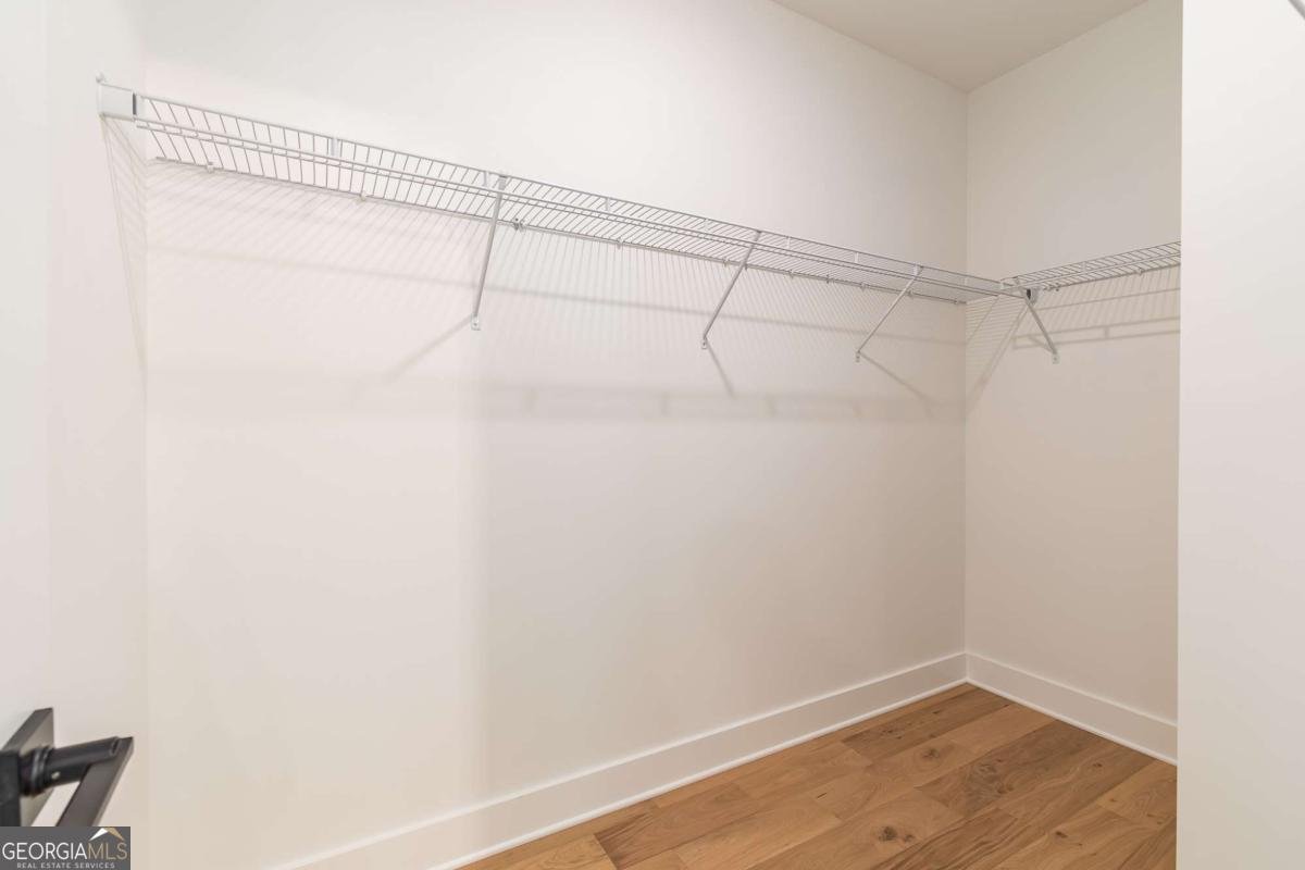5975 Wellington Avenue Gainesville - 23