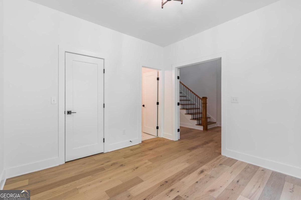5975 Wellington Avenue Gainesville - 28