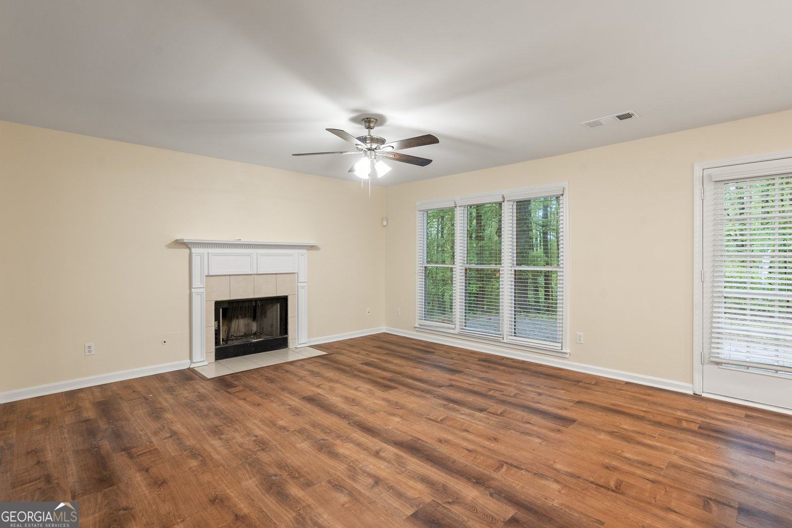 6939 Waters Edge Drive Stone Mountain - 10
