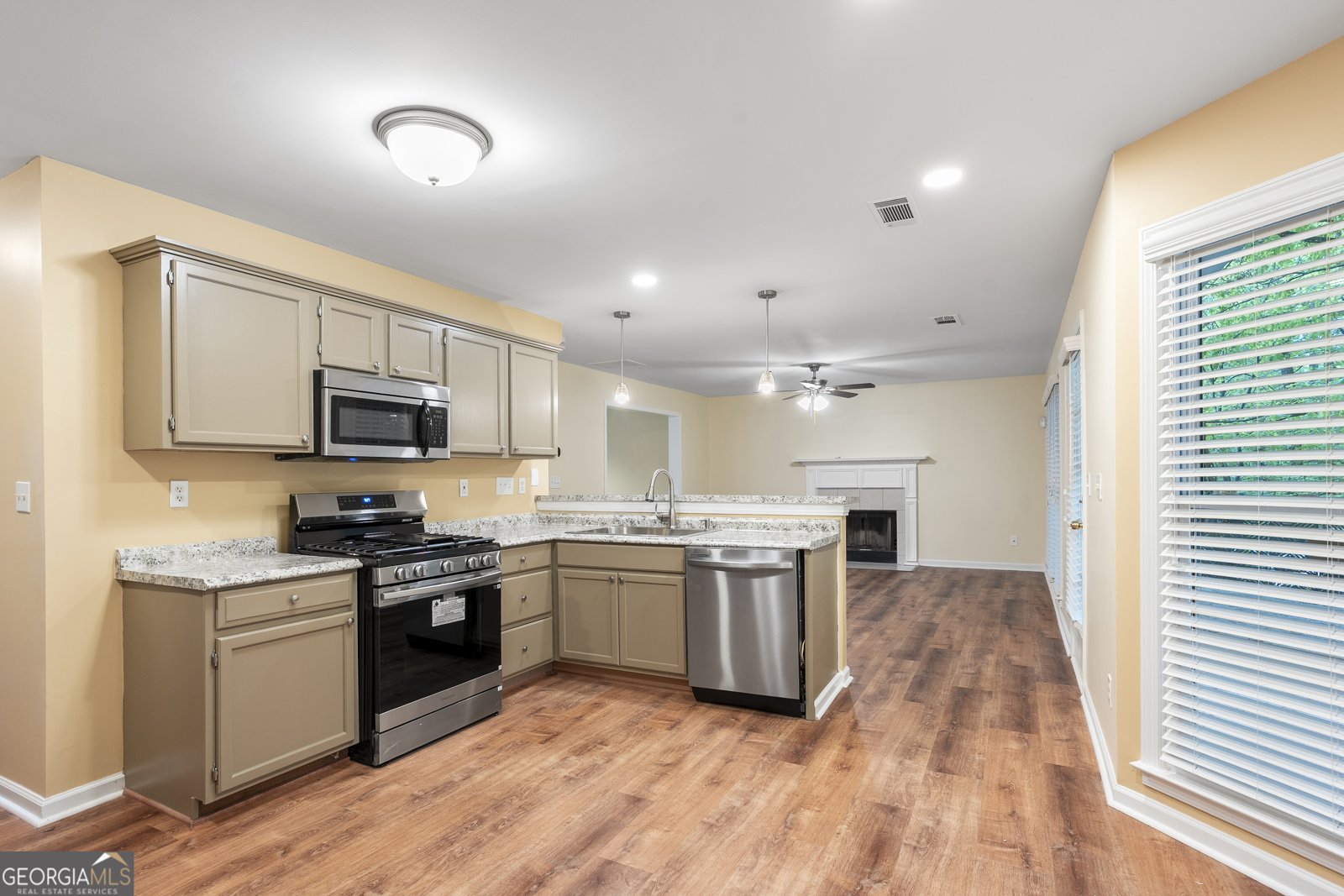 6939 Waters Edge Drive Stone Mountain - 6