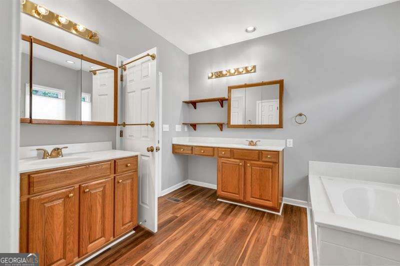 2825 HARBOR COVE Court Cumming - 33