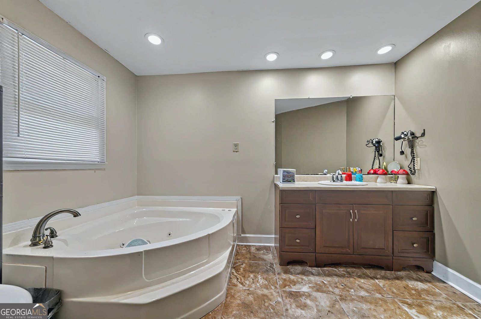 126 Rockingham Place Macon - 29