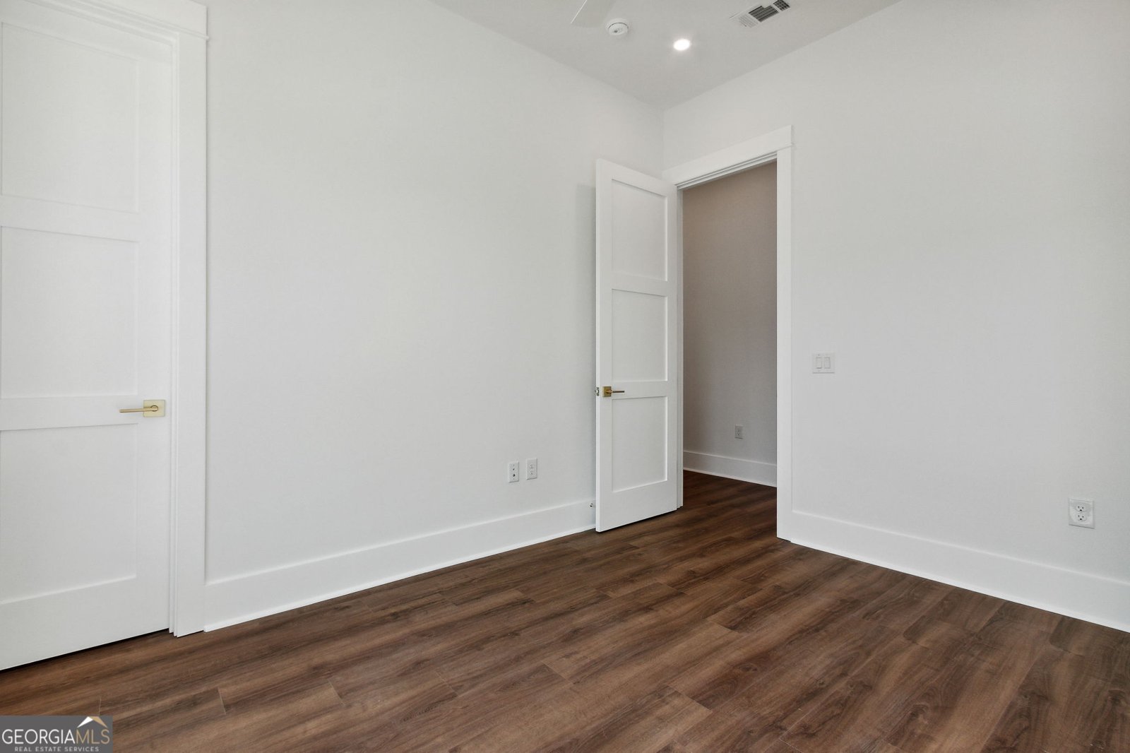 208 Holm Place St. Marys - 38