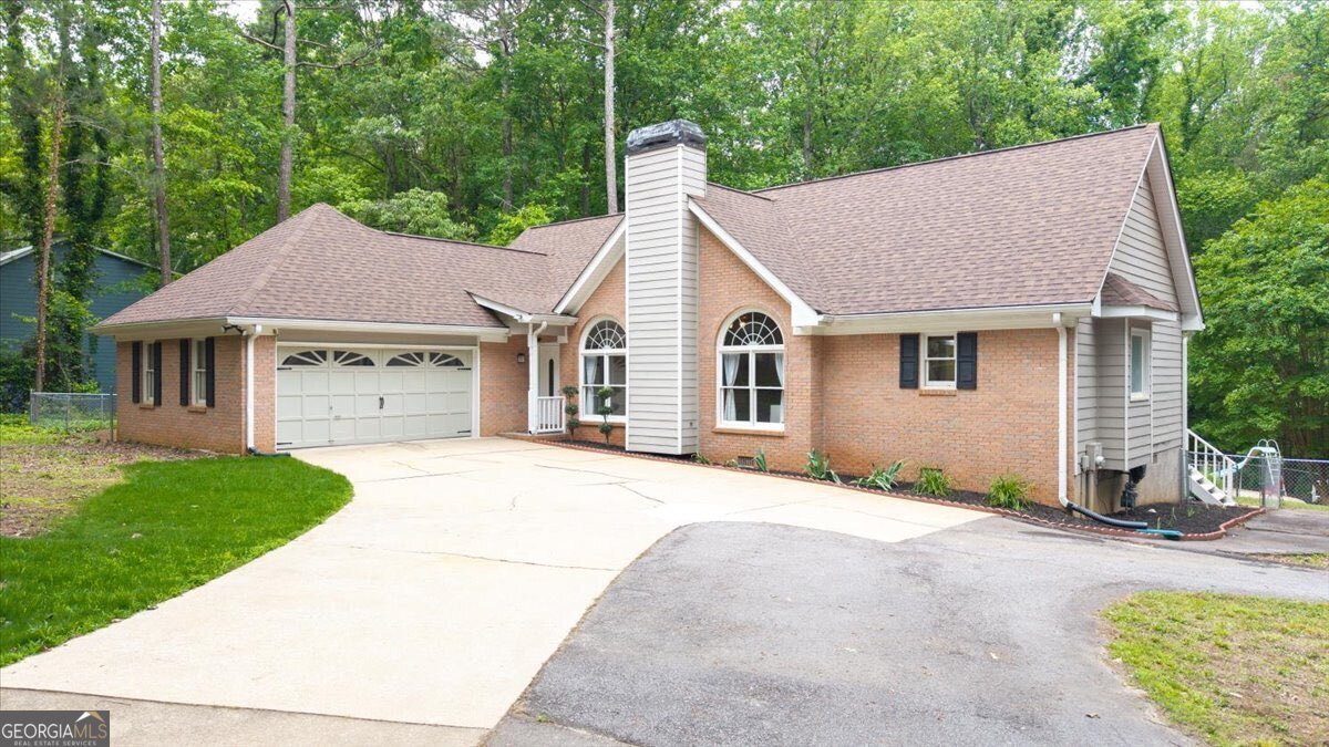 320 Williamsburg Circle Mcdonough - 1