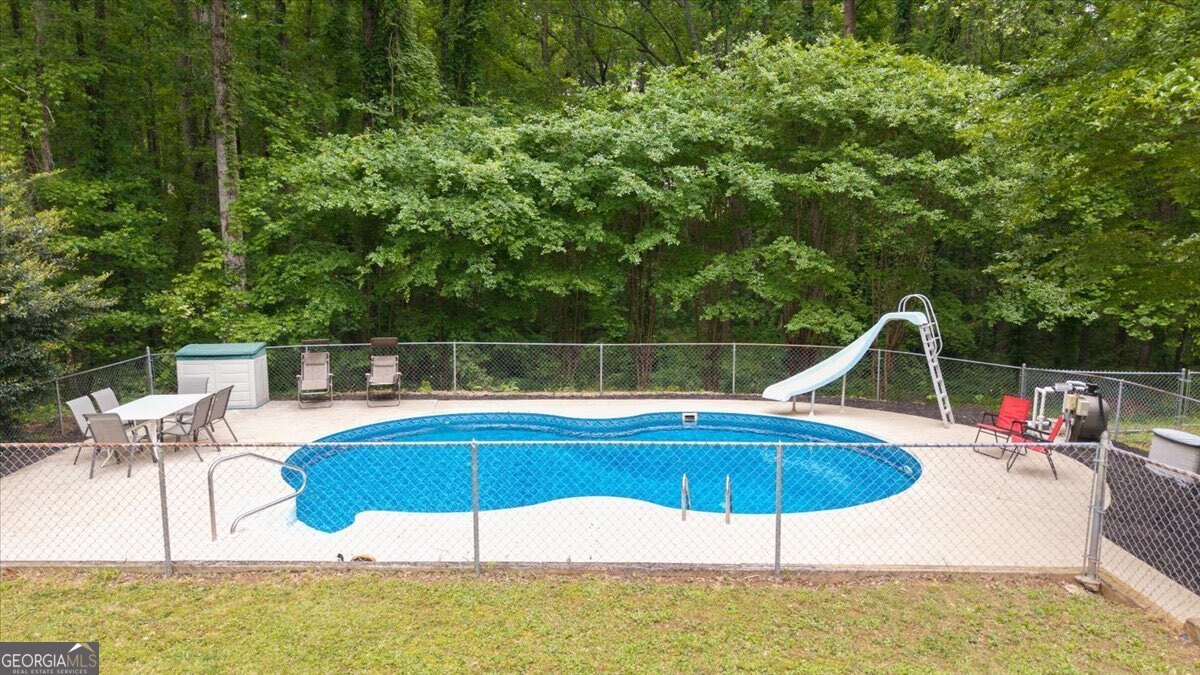 320 Williamsburg Circle Mcdonough - 55