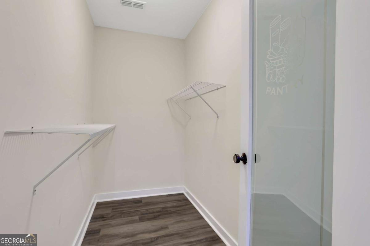 235 Holly Road Atlanta - 15