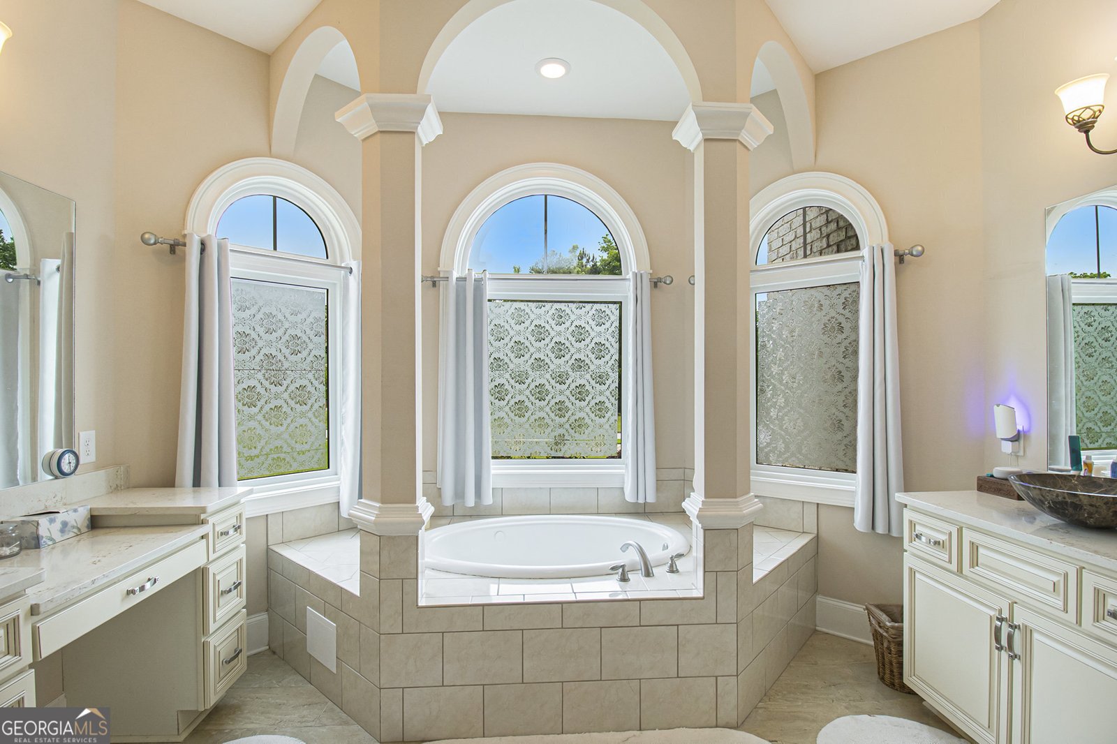 2425 Wild Oak Court Stockbridge - 16