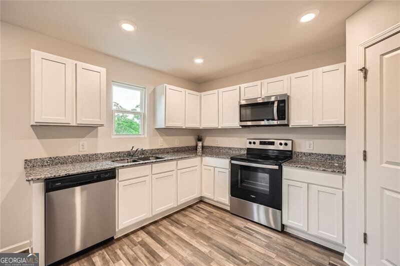 33 Oxford Lane Kingston - 9