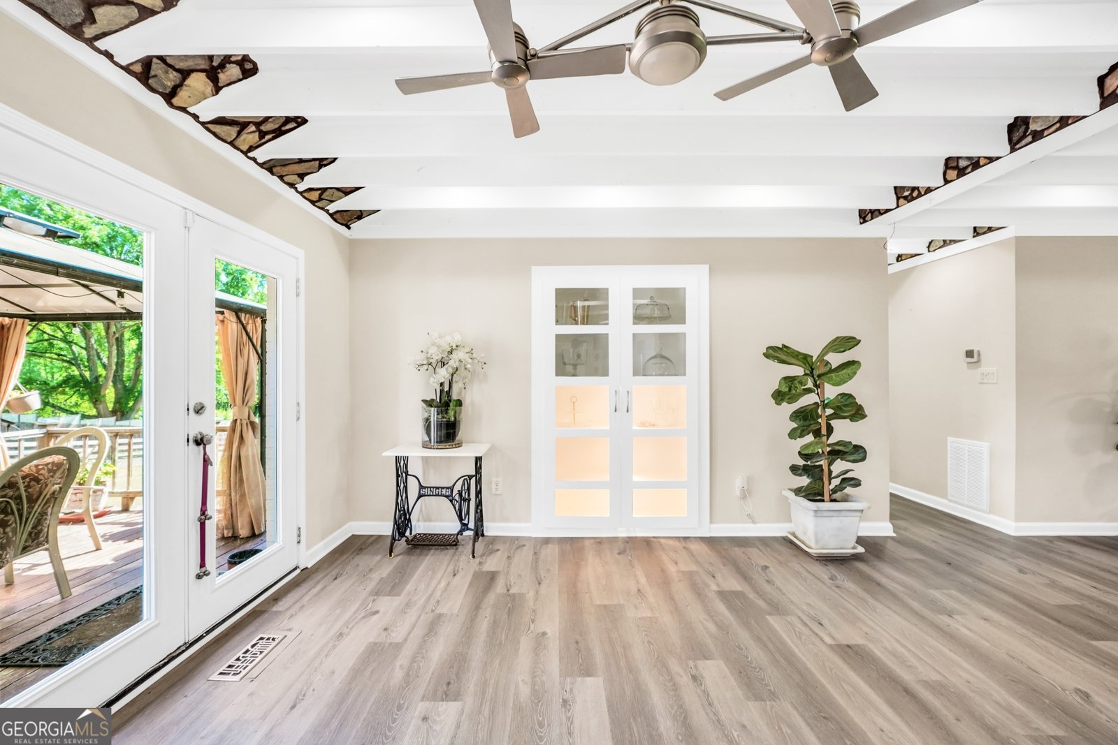 701 Mask Road Brooks - 16