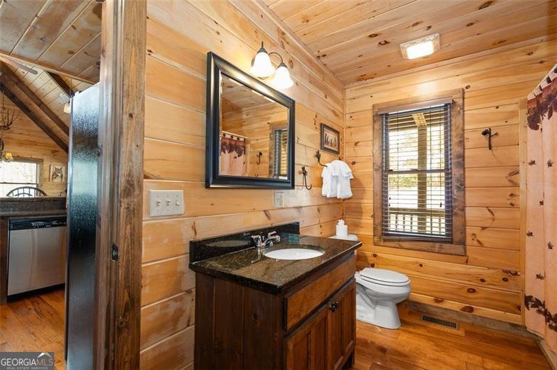 675 GREEN RIDGE Road Blue Ridge - 19