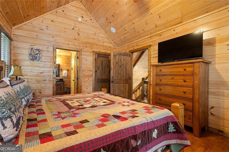 675 GREEN RIDGE Road Blue Ridge - 27