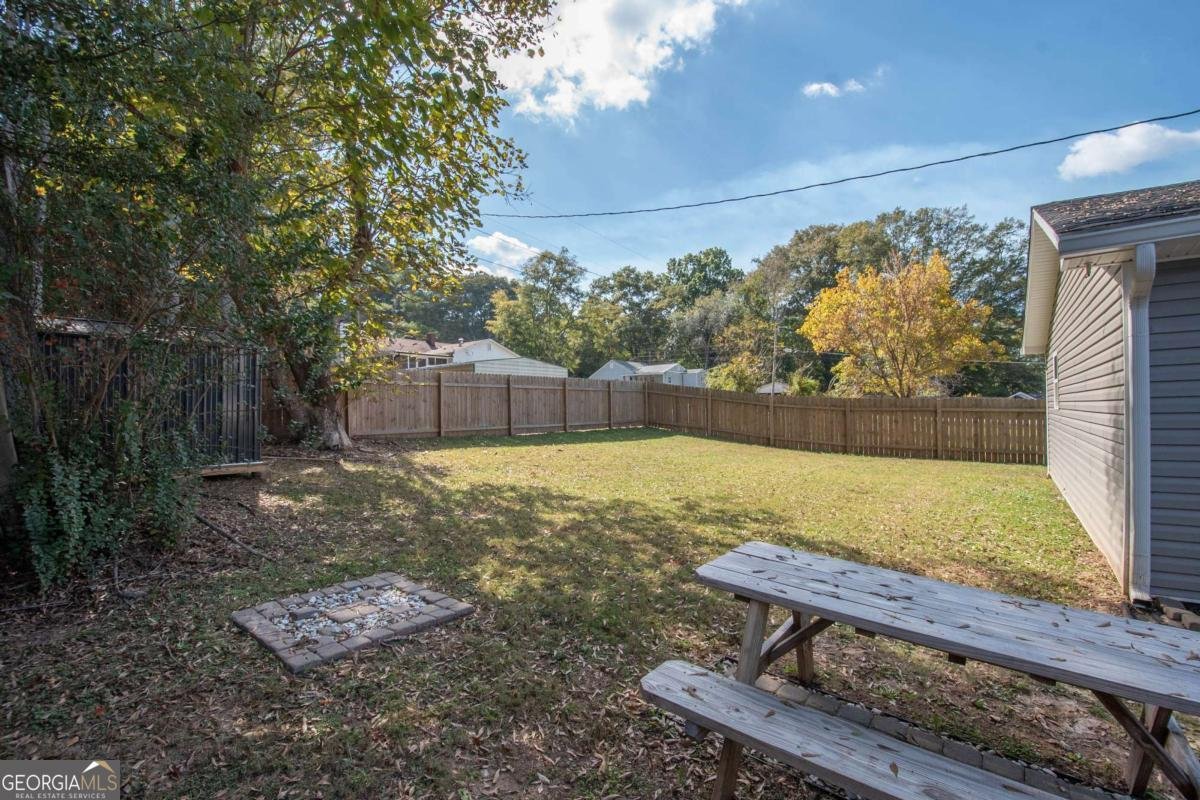 203 White Avenue Hogansville - 27