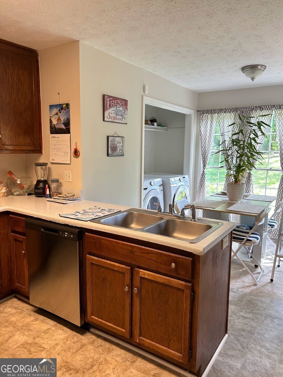 1031 Bettina Court Mableton - 10