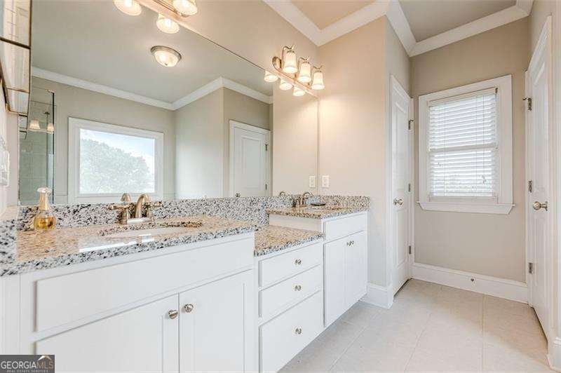 7217 Paddlewheel Court Flowery Branch - 36