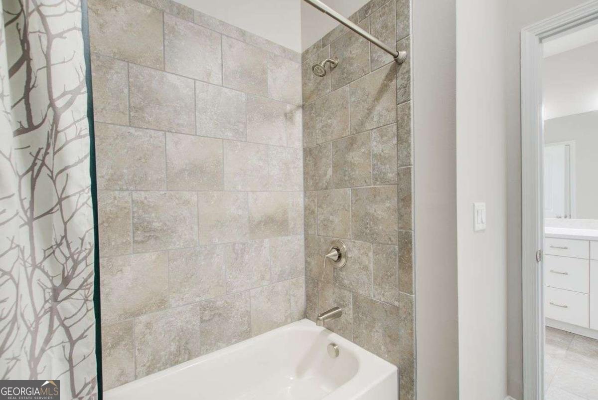 1040 PEYTON VIEW Court Alpharetta - 30