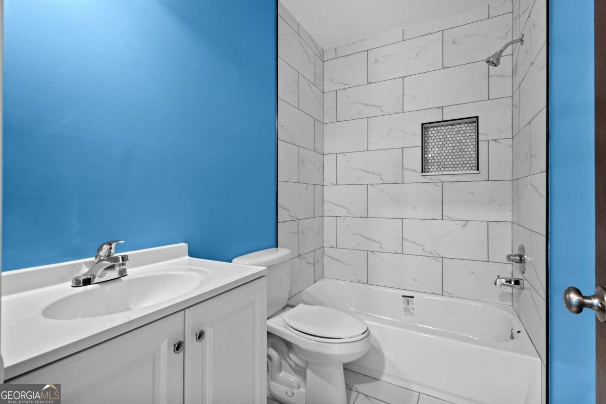 4064 Post Road Winston - 12