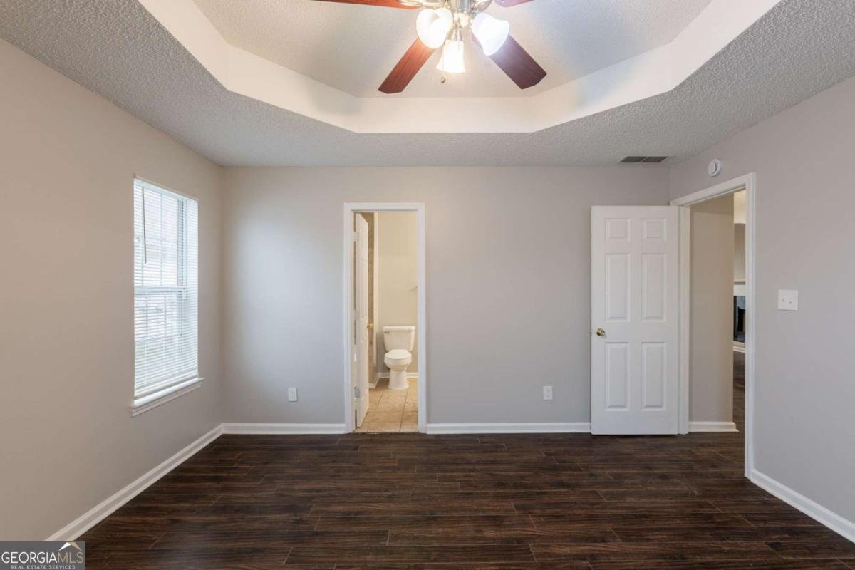4045 Meadow Glen Way Fairburn - 14