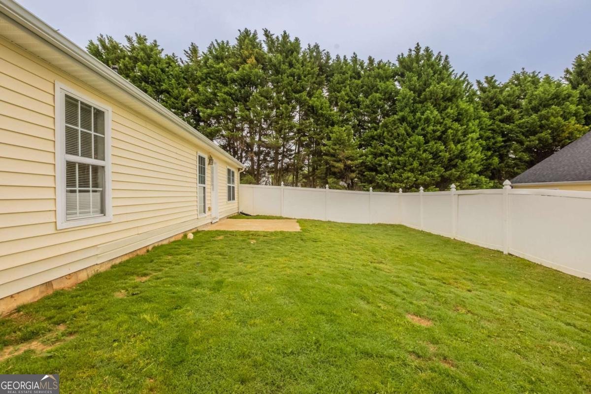 4045 Meadow Glen Way Fairburn - 30