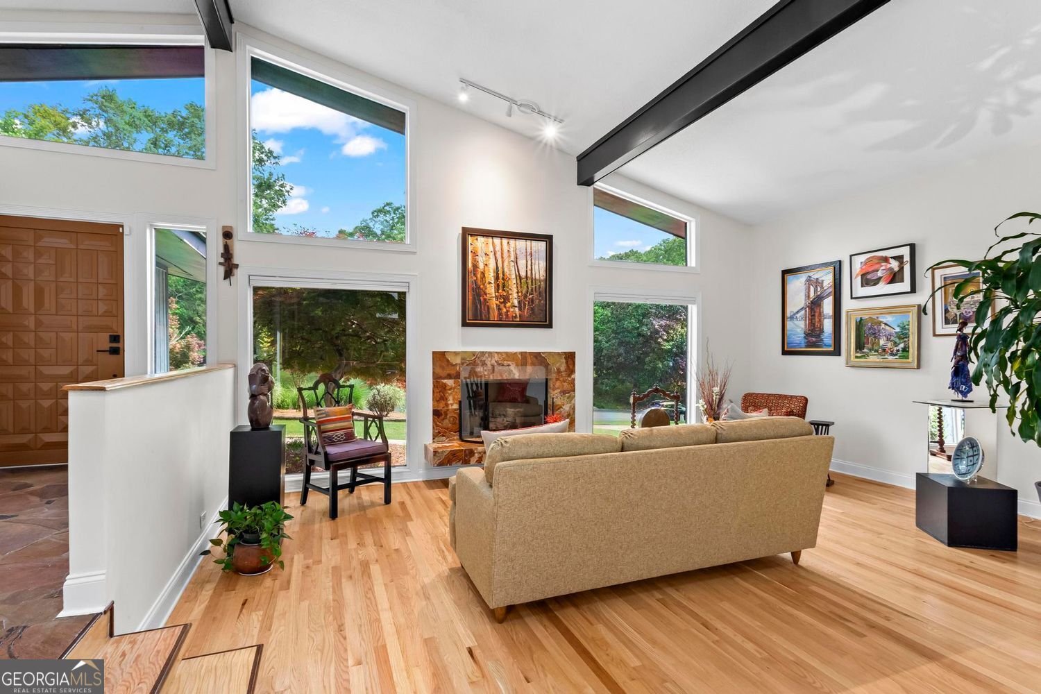 5148 Stratham Drive Dunwoody - 5
