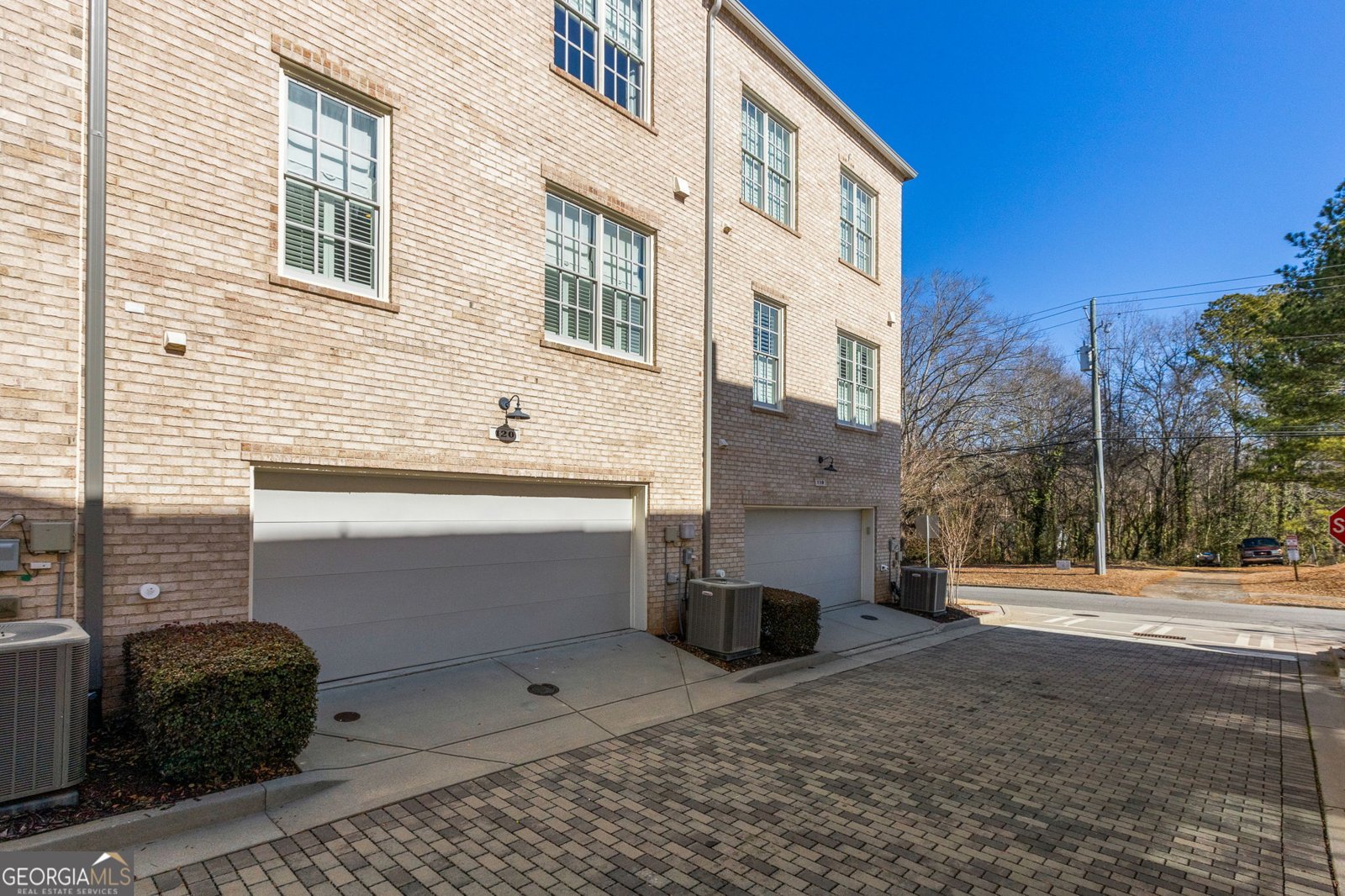 120 Clover Court Roswell - 2