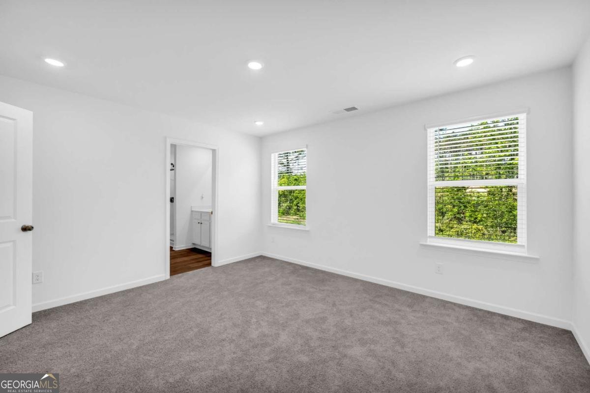 828 Evergreen Road Winder - 21