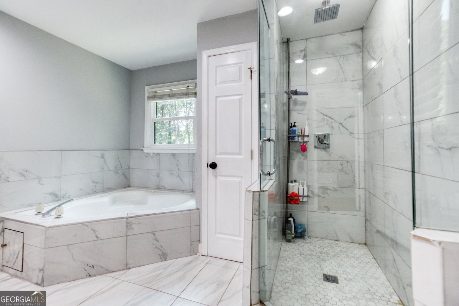 2334 Fisher Drive Loganville - 35