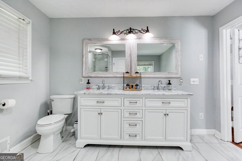 2334 Fisher Drive Loganville - 36