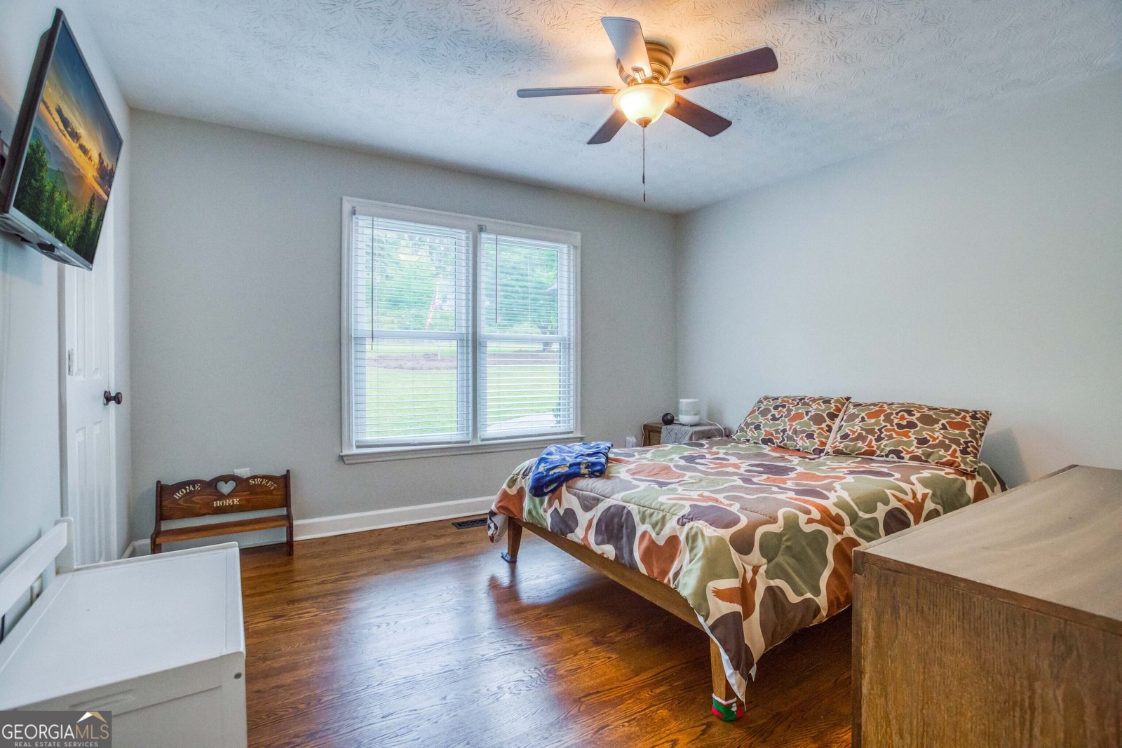 2334 Fisher Drive Loganville - 37