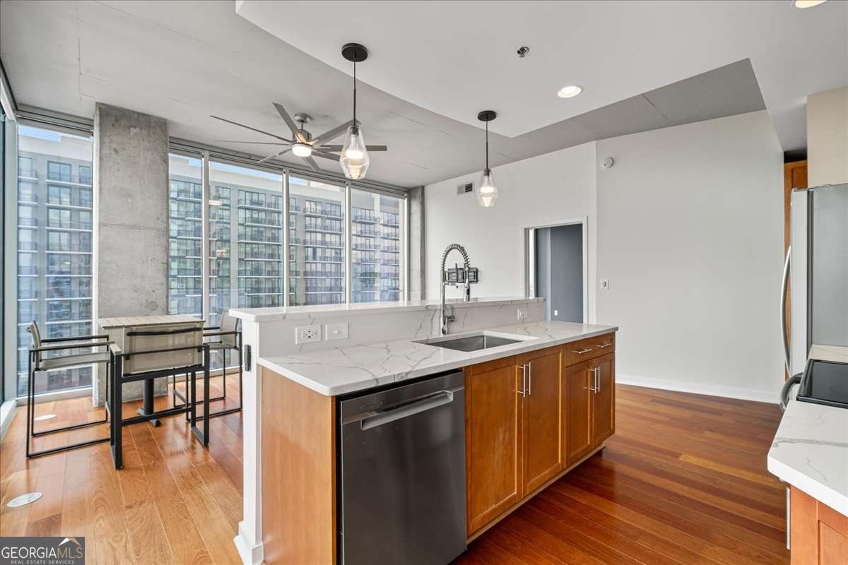 855 Peachtree Street Atlanta - 24