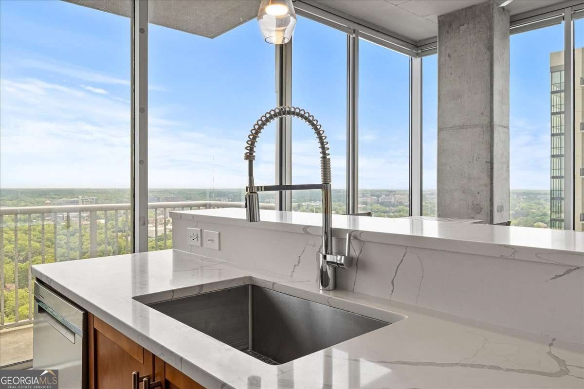 855 Peachtree Street Atlanta - 27