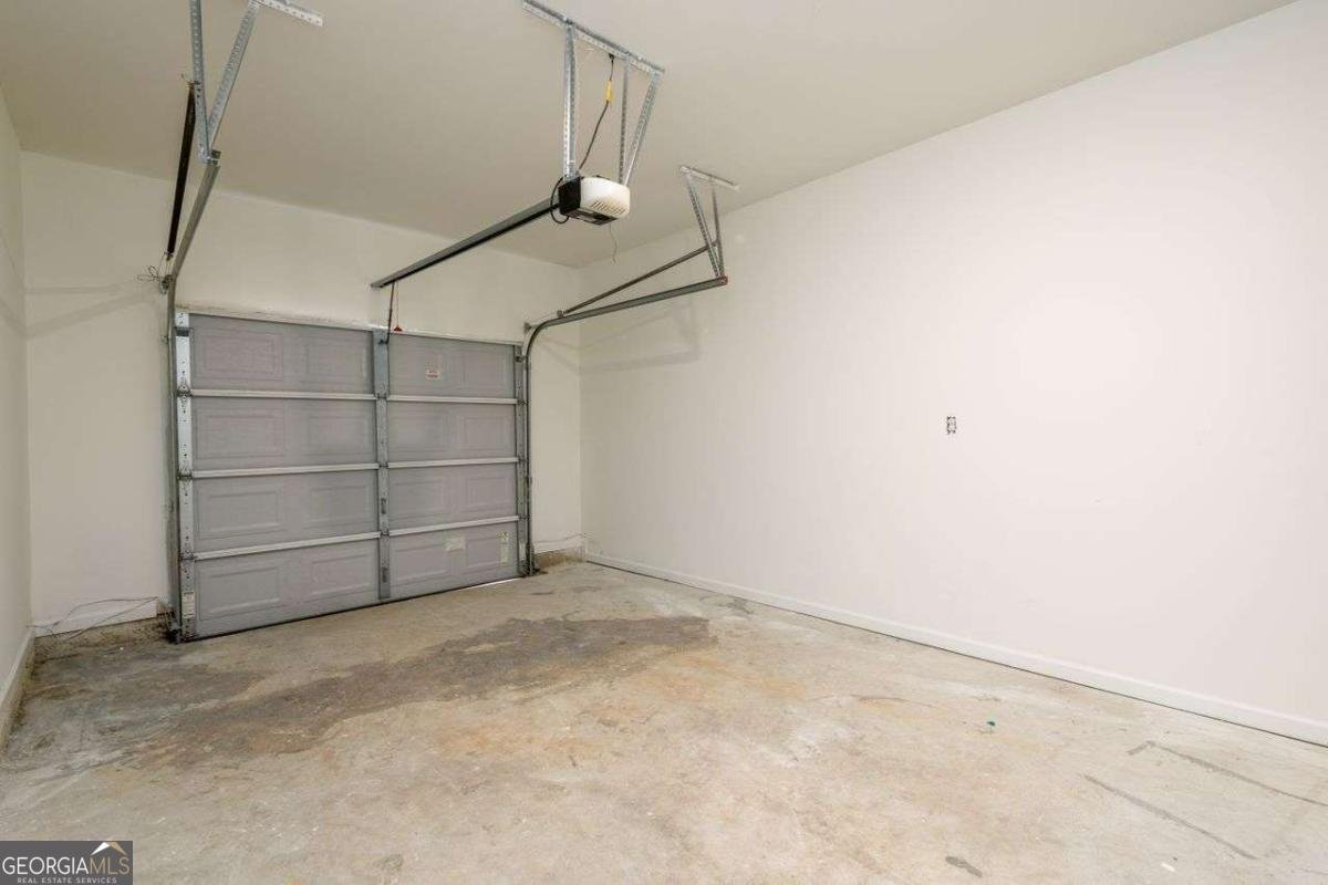 4940 Elm Brook Drive Atlanta - 38