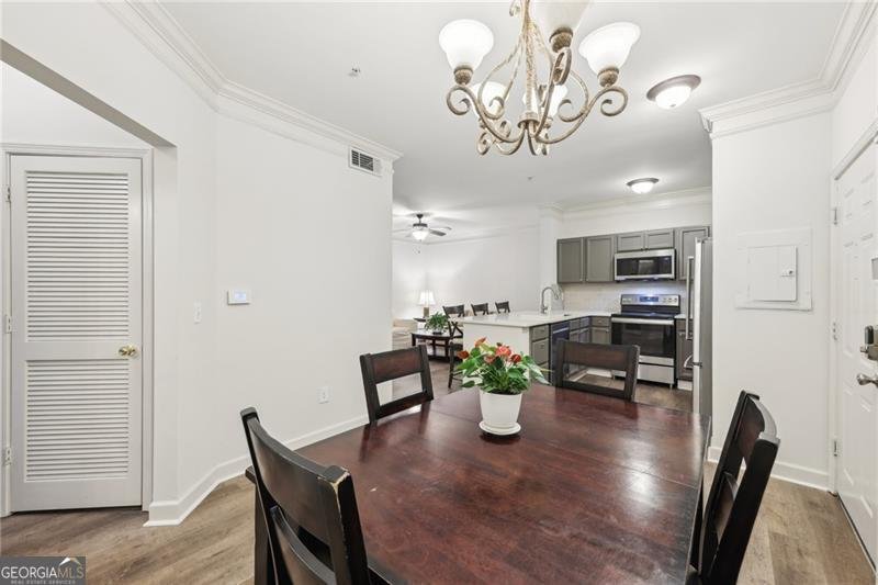 5559 Glenridge Drive Sandy Springs - 13