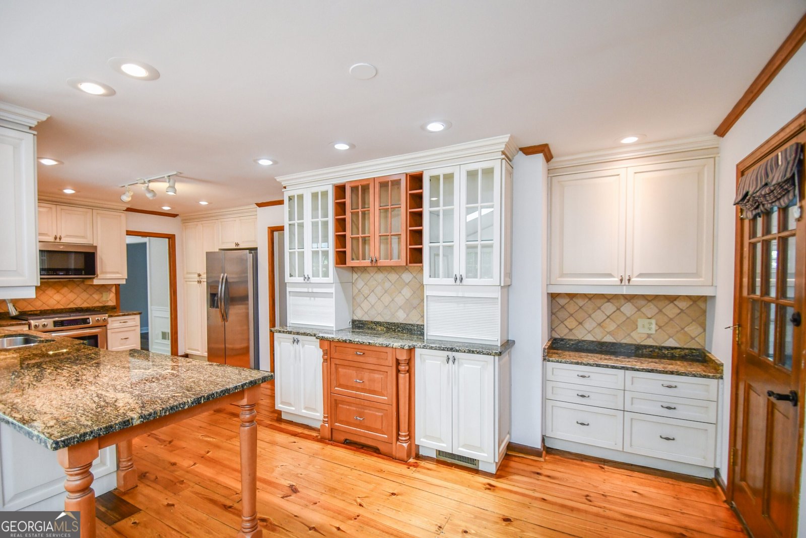 615 WoodWork Way Roswell - 13