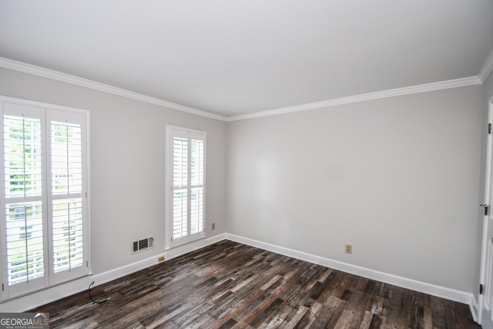 615 WoodWork Way Roswell - 19