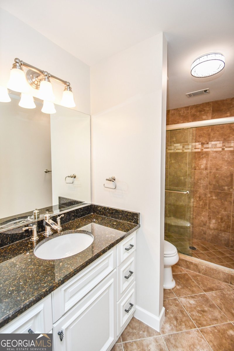 615 WoodWork Way Roswell - 45