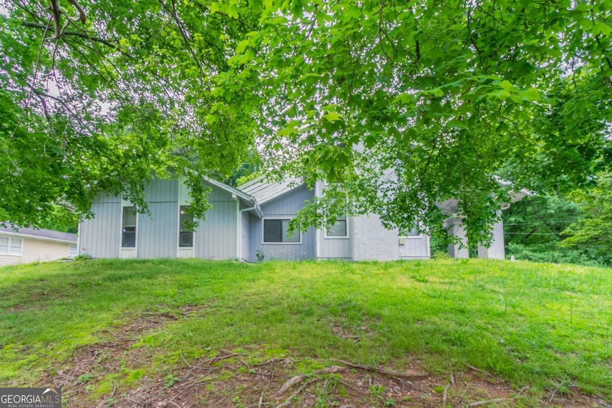 6255 Saddlewood Drive Lithonia - 1