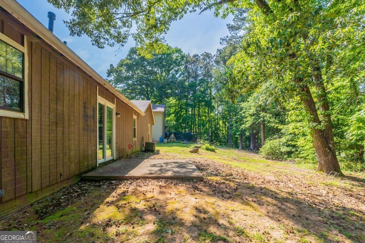 5326 Rocky Pine Drive Lithonia - 24