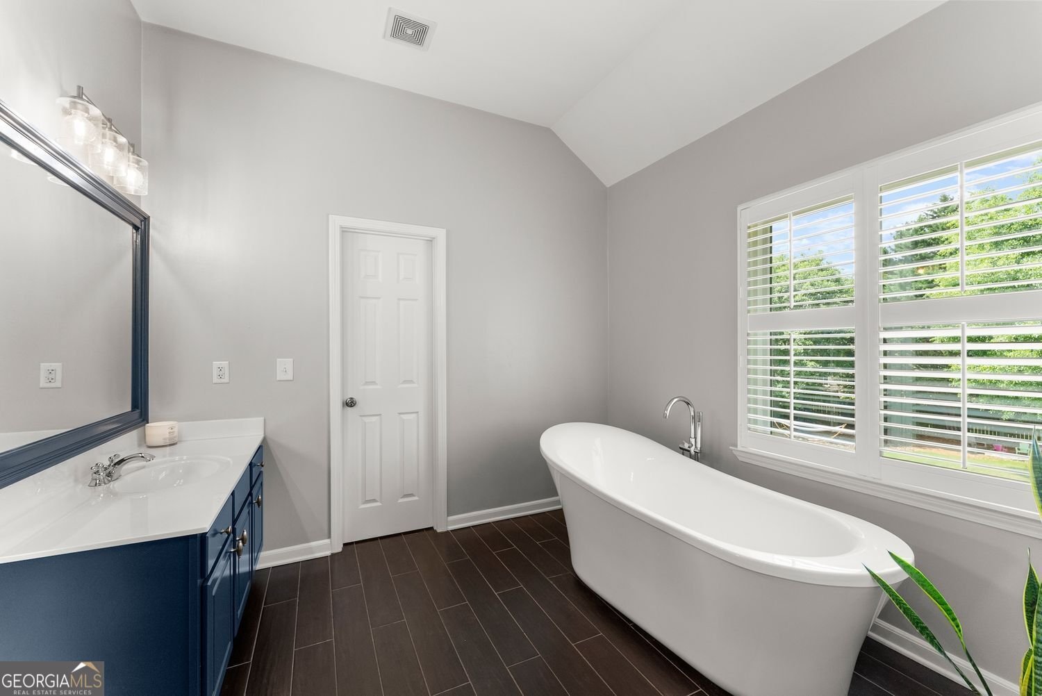 8815 Stone River Drive Gainesville - 34